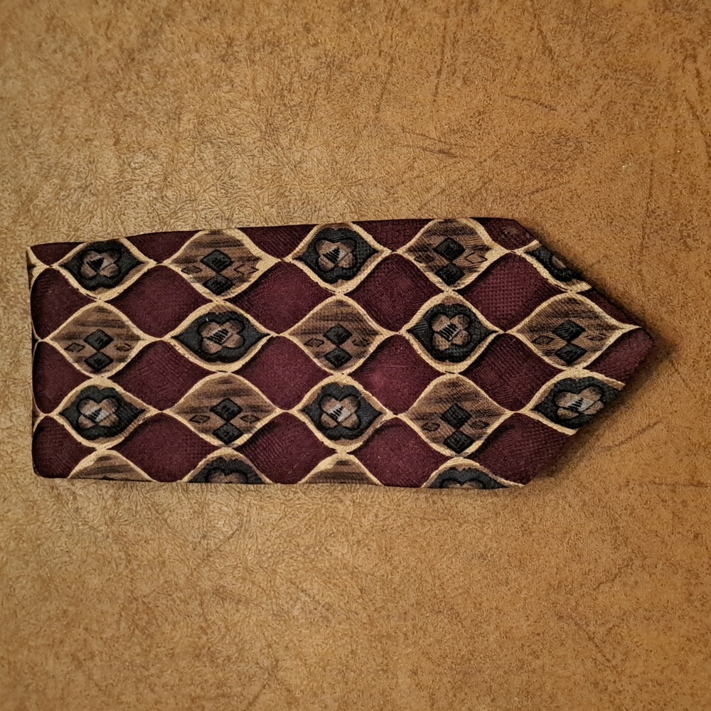 The Executive Suite New York 100% Silk Men's Tie Burgundy/Brown 54"